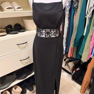 Elegant Black Dress with Embroidered Waist